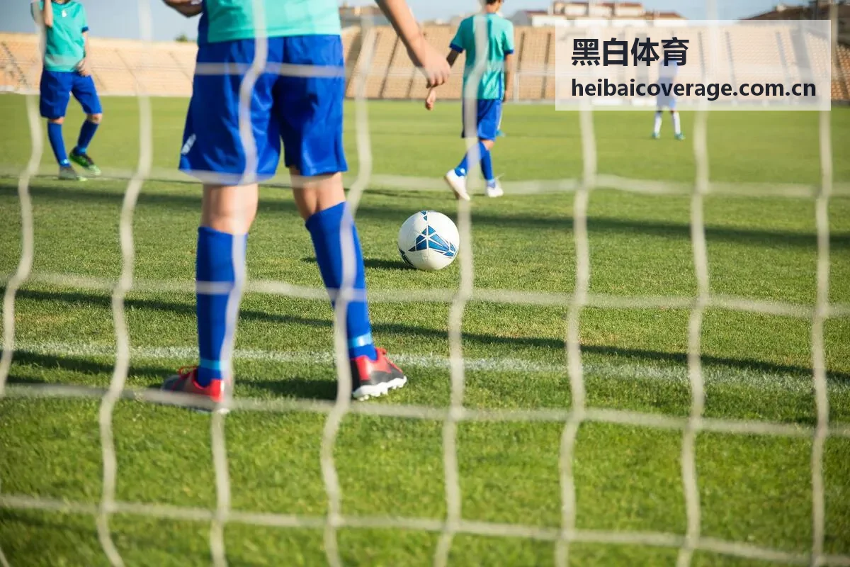 黑白体育电竞比赛英雄联盟总决赛现场画面